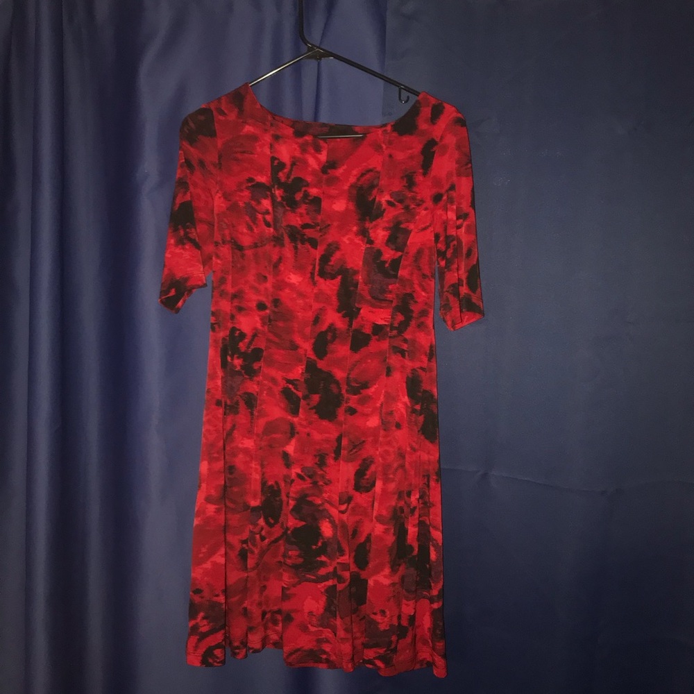 Beautiful Vibrant Red & Black Dress